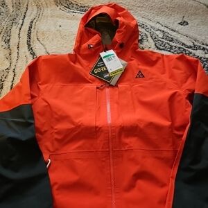 Nike ACG GORE-TEX Orange/Black Hooded Jacket